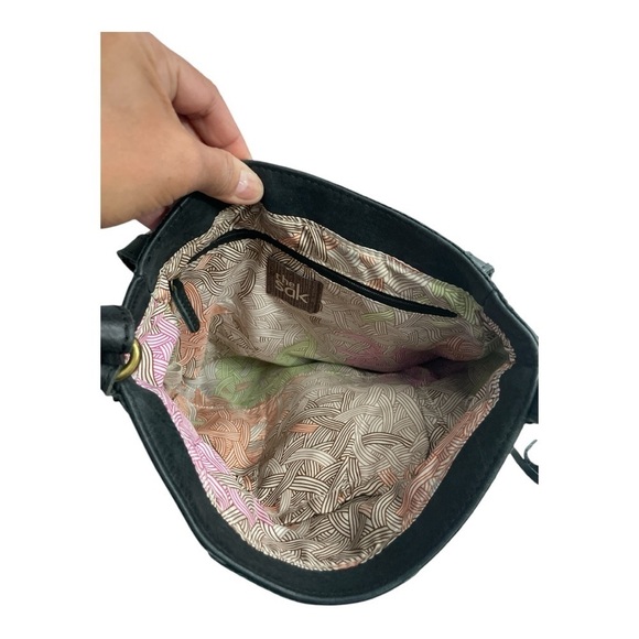 The Sak Serrano Saddle bag Black Leather Shoulder Bag with Gold details - Picture 5 of 10